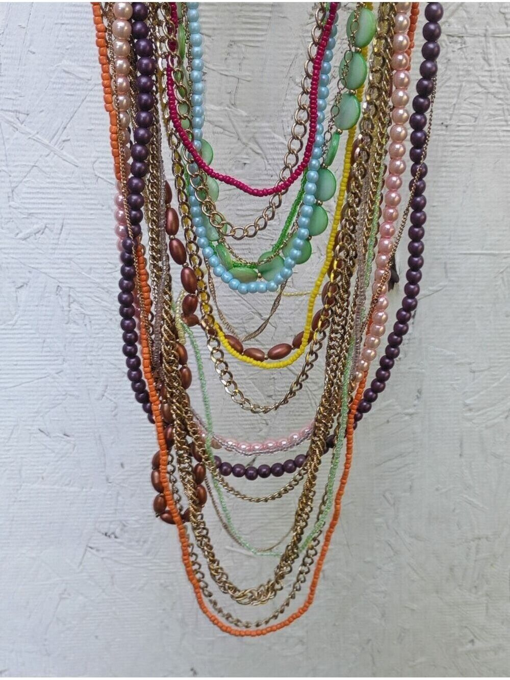 š» Vintage Rare Neiman Marcus Sequin Brand Layered Necklace - Picture 2 of 6
